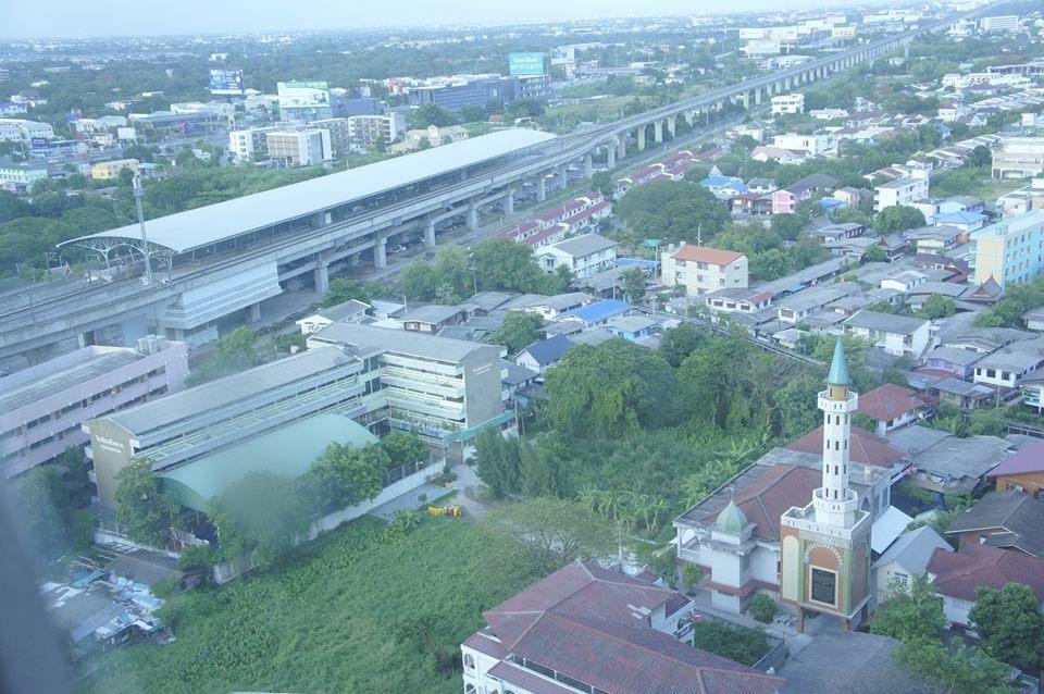 Airport Link Hua Mak Condo Bangkok Exteriör bild